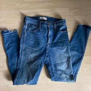Madewell Frayed Jeans - Size 26 -